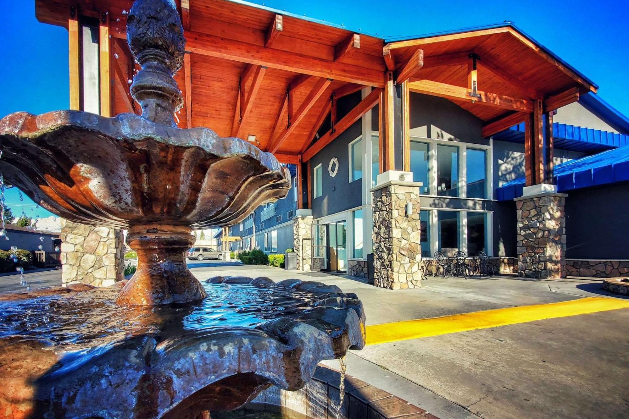 Cielo Hotel Bishop-Mammoth, Ascend Hotel Collection Экстерьер фото